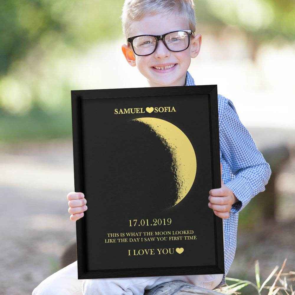 Custom Text & Moon Phase Frame – Romantic Wooden Gift for Couples - Customise Now