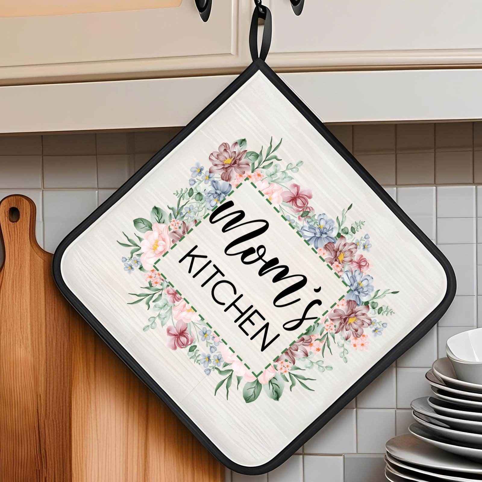 Personalized Floral Oven Mitt & Pot Holder Set – Custom Kitchen Gift with Name or Text - Customise Now